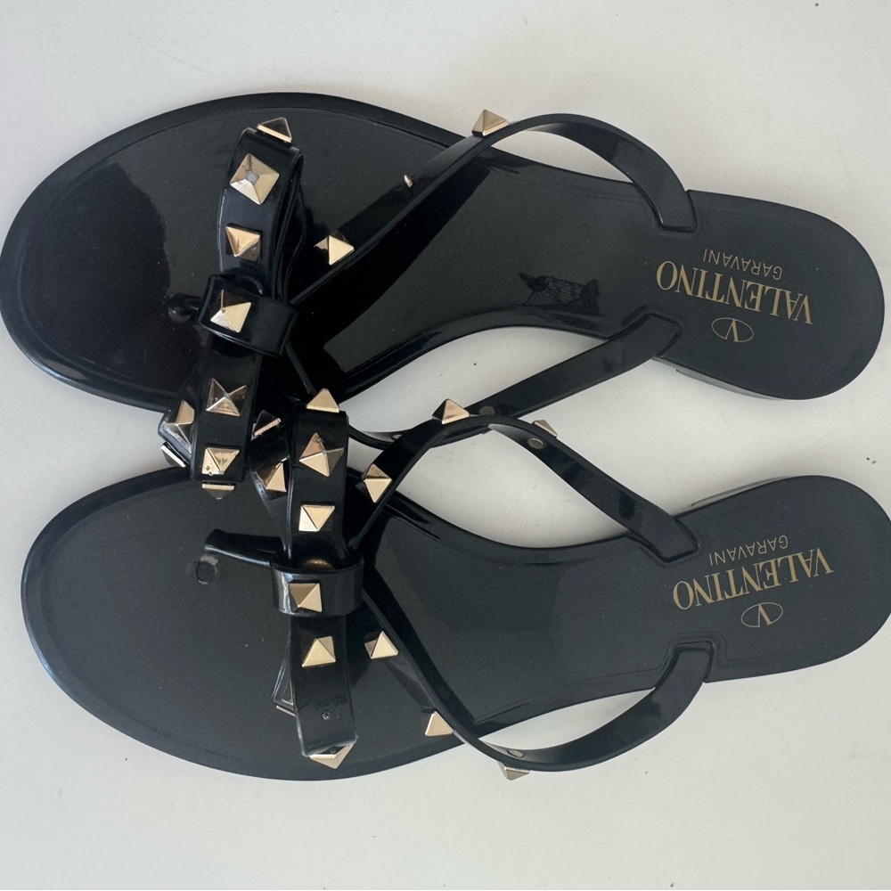 Valentino Garavani ROCKSTUD RUBBER SLIPPER 38 - Picture 5 of 11